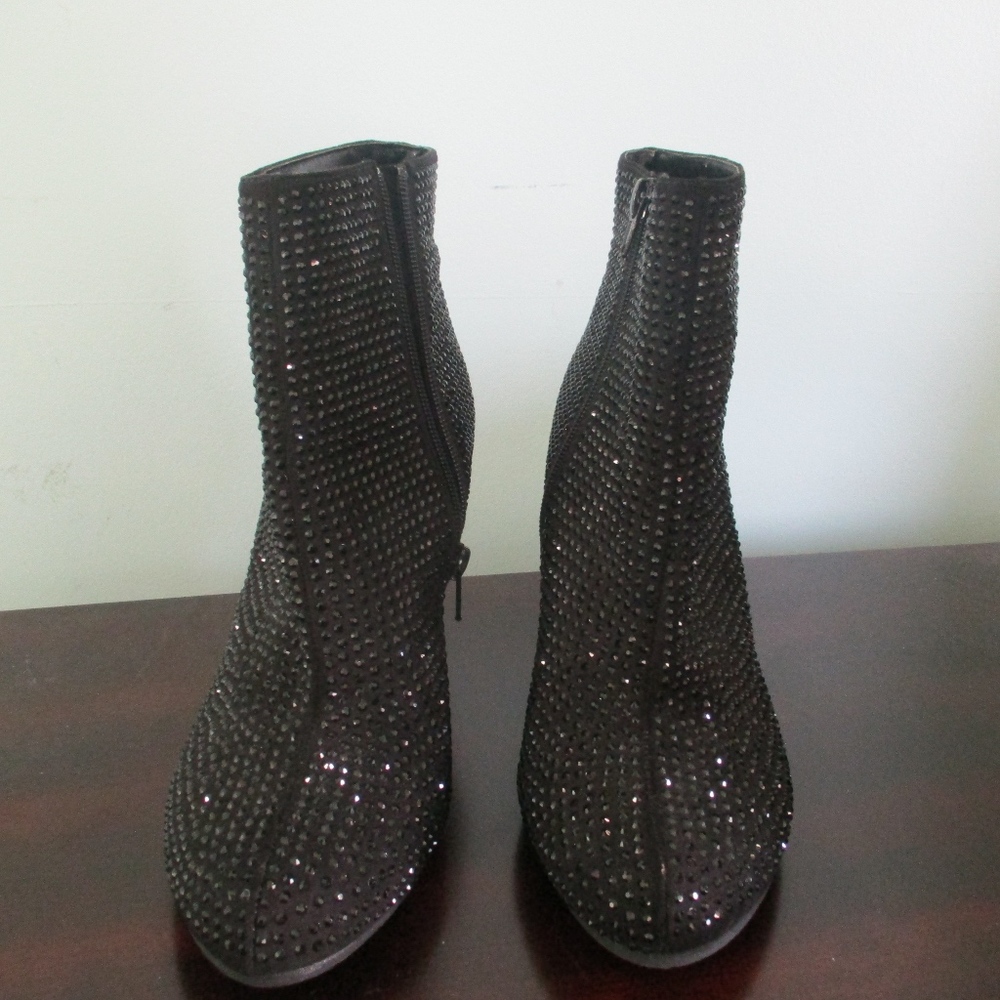 Eva and Zoe black studs booties